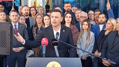 6 üye AKP'li oldu, başkan vekili de gözaltında: YENİ Parti'den Ataşehir'de eylem
