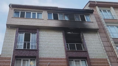 5 katlı apartmanda korku dolu anlar: Alevlerin arasında mahsur kaldılar