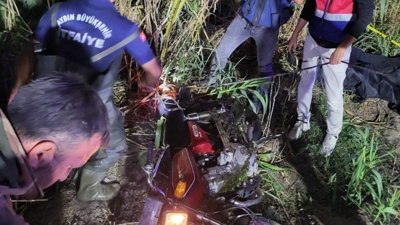 Motosiklet kazasında su kanalına uçtu: Cansız bedeni bulundu