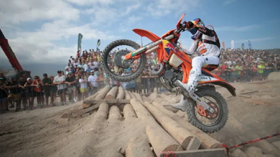 17. Sea to Sky Enduro Motosiklet Yarışları 'plaj' etabıyla başladı