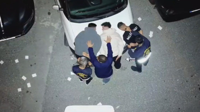 Polis ekipleri üç mahallede harekete geçti