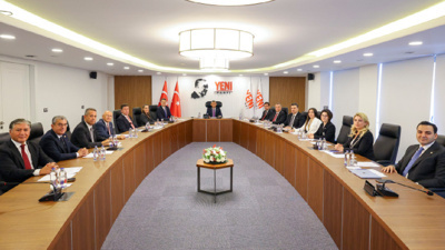 YENİ Parti MYK’sında gündem fon krizi