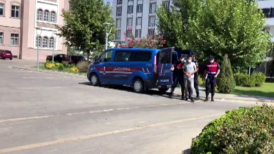 Kendilerini jandarma diye tanıtan dolandırıcılara 92 bin Euro kaptırdı