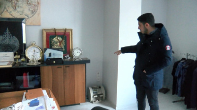 İş görüşmesi diye gidip, hırsızlık keşfi yapmışlar