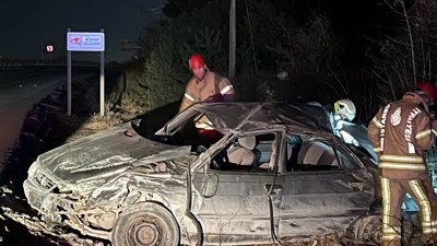 2 otomobil çarpıştı: 4 yaralı