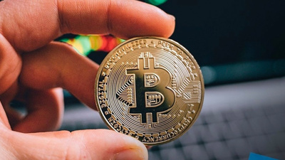 Bitcoin yine kritik eşiğin üzerinde