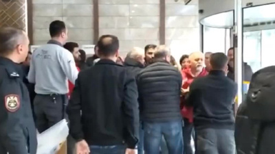 TTB üyeleri Fincancı'ya destek için geldikleri adliyeye alınmadı