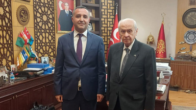 MHP'li başkandan istifa