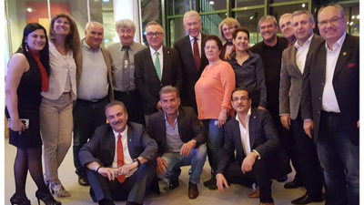 Gurbette gülümseyen gözyaşları