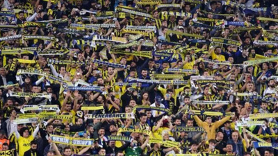 Gültekin Uysal: Tribünler ayakta Twitter’ı, Ekşi Sözlük'ü kapatsanız yine olmaz!