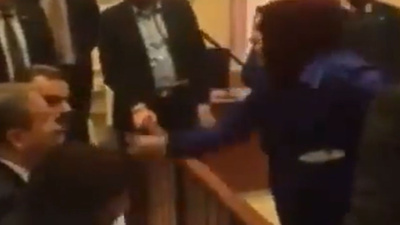 Gülefer Yazıcıoğlu, Mustafa Destici'yi duruşma salonundan kovmuş! Görüntüler gündem oldu