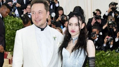 Elon Musk ve Grimes kızlarının adını değiştirdi! Duyan şaşkına döndü! İşte çiftin kızlarına verdiği yeni isim