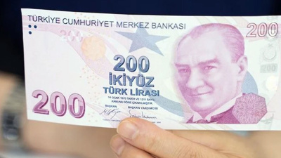 200 TL'nin alım gücü kuşa döndü! 200 TL çıktığında 3 çeyrek altın alınabiliyordu, şimdi 200 TL’lik banknottan 28 tane lazım