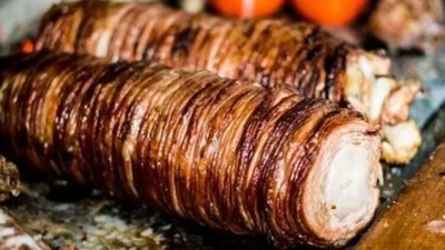 Yunanlılar şimdi de kokoreçi çaldı: Kokoretsi