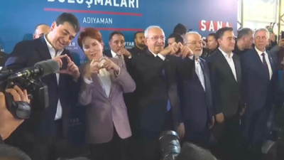 Akşener'den Uysal'a kalp işareti dersi