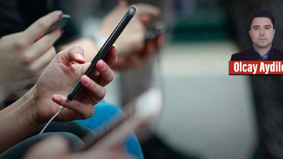 Gençlere Vergisiz Telefon Yeni Yıla Mı Kalıyor?
