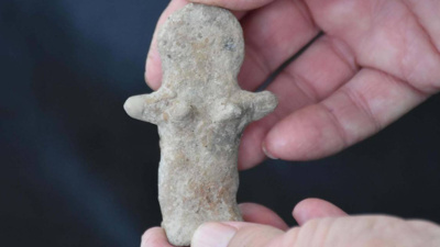 İzmir'de 5 bin yıllık tanrıça heykelciği bulundu... Benzerine bir yerde daha rastlandı