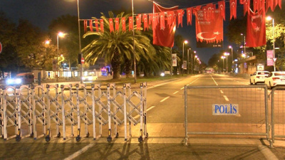 İstanbul'da bazı yollar trafiğe kapatıldı