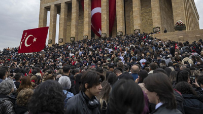 Ardından Yüzbinlerin Atatürk Coşkusu