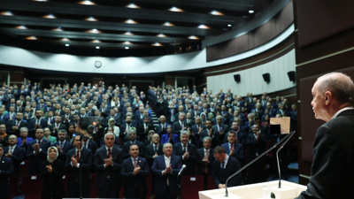 Cumhurbaşkanı Erdoğan Sönük Karşılığı Beğenmedi Salonu Ayağa Kaldırdı