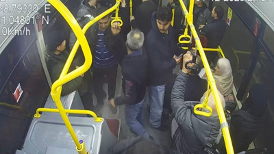 Durağa Geldiğinde Otobüsten İnen Anne Baba Bakın Neyi Unutmuş!