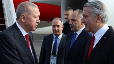 Cumhurbaşkanı'nın Yanındaki Büyükelçinin Sırrı! Mavi Vatan'dan Taviz Mi Verdik?