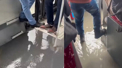 Sağanak İstanbul'u Vurdu Otobüs Suyla Doldu