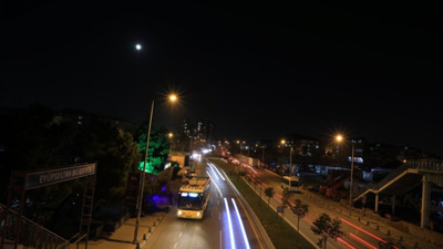 İstanbul'da Gece Saatlerindeki Otobüslerin Sefer Sayısı Artırıldı