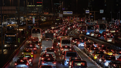 İstanbul'da Trafik Yoğunluğu Yüzde 85'e Çıktı!