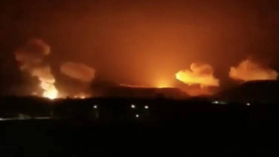 ABD ve İngiltere Yemen'deki Hudeyde Kentine Saldırdı