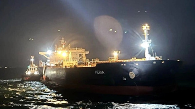 İstanbul Boğazı'nda Demir Atan Tanker Kurtarıldı