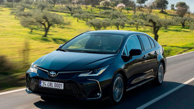 Toyota Corolla Yeni Özelliklerini Tanıttı: Son Teknoloji Arabanın Türkiye Fiyatı Belli Oldu