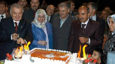 Belediye Vekilin Oğlunun Sünneti İçin 20 Gün Boyunca Çalıştı: MHP Tepki Gösterdi Sonra Aday Yaptı