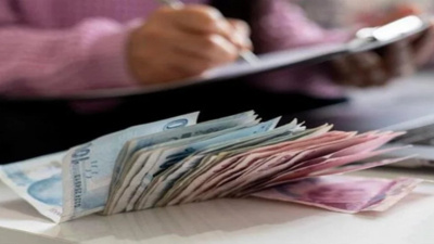 Milyonlarca Emekli Bu Haberi bekliyor! Promosyon Ödemeleri 20 Bin Lirayı Aşar mı? Bankalar Resmen Savaşa Girdi!