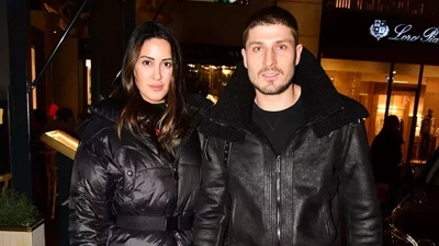 Seda Aktuğlu, Sahra Işık'ın Eşinin Ogeday'ı Kıskanıp Küfür Ettiği Mesajlarını İfşa Etti!