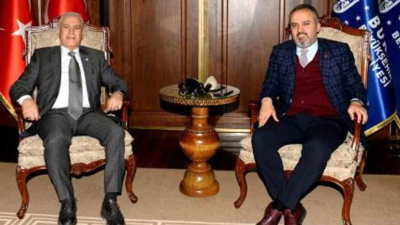Anketler Bursa'da Birinciyi Şimdiden İlan Etti