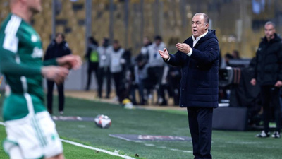 Fatih Terim'den maç sonrası hakem isyanı: Hakem değilsin