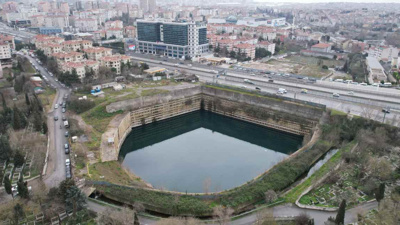 Kadıköy'ün Artık Bir Gölü Var! Üstelik Google Maps Bile 'Göl' Olarak Gösteriyor. Hastanenin Tam Karşısı
