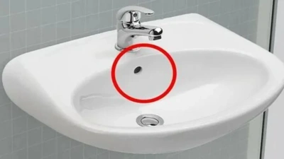 Lavabodaki Gizemli Delik: Sırrı Ortaya Çıktı! Ne İşe Yaradığını İlk Kez Duyacaksınız