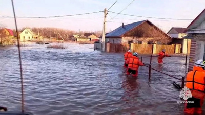 Sel Barajı Patlattı, Yüzlerce Kişi Tahliye Edildi