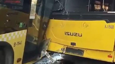Gaz Pedalı Takılı Kalan İETT Otobüsü, Duraktaki Otobüslere Çarptı