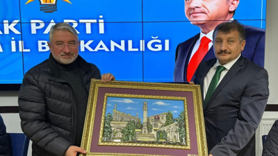AKP'li İl Başkanı Kendisini Desteklemeyen AKP'lilerin İhracını İstedi!