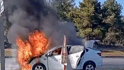 Antalya'da Alev Alan Otomobilde Korkunç Anlar