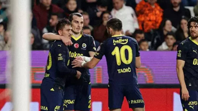 Fenerbahçe'de 2 Ayrılık, 1 Transfer! La Liga'nın Yıldızı İçin Harekete Geçti