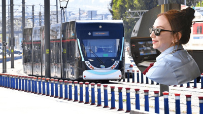 İzmir'in Kadın Vatmanları: Çocukların Kahramanları