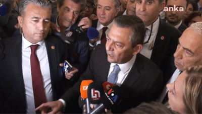 Özel'den ATV'nin Sorusuna Sert Yanıt: Utanıp Özür Dileyeceğinize, Yalanı Haber Yapıyorsunuz