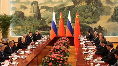 Putin'in Yeni Dönemdeki İlk Yurt Dışı Ziyareti Çin'e: Putin-Şi Ortak Bildiri İmzalandı