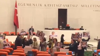 Meclis'te Kobani Protestosu!