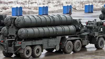 Görüntüler Sosyal Medyayı Salladı! Türkiye’de Varlığı Çok Tartışılan S-400 Vuruldu, Cayır Cayır Yanarak Küle Döndü