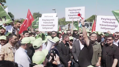 TAG Kullanıcıları UKOME Önünde Eylem Yaptı